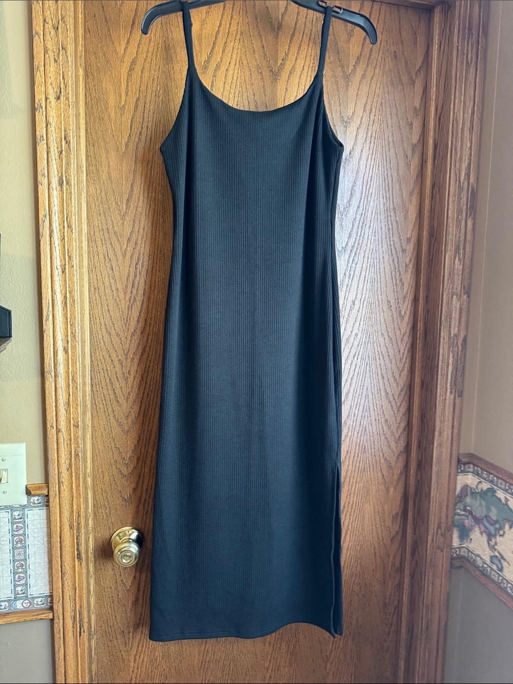 Classic Black Midi Slip Dress with Spaghetti Straps